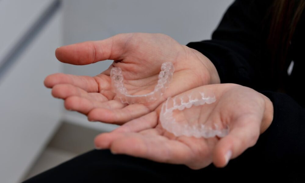 5 Tips for Maintaining Oral Health During Orthodontic Treatment